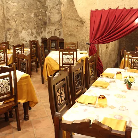 Hotel San Leo-3